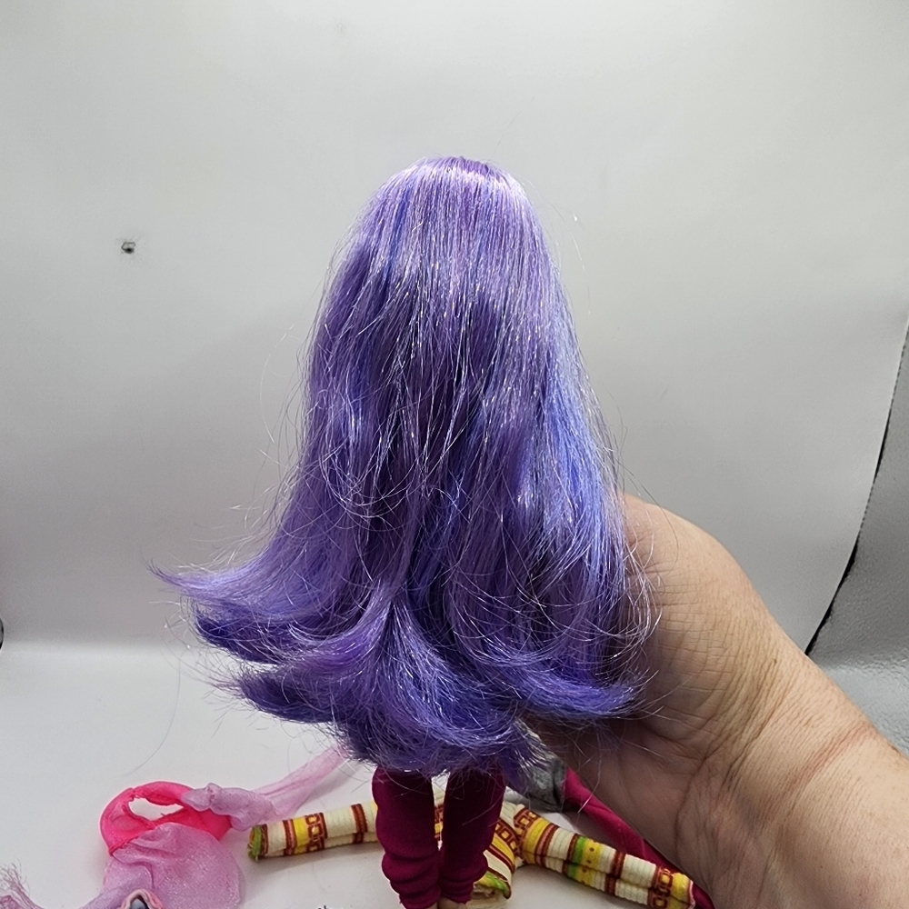 Rainbow High Viola Sparkle & Shine Clothing Accessories Lot - Picture 5 of 5